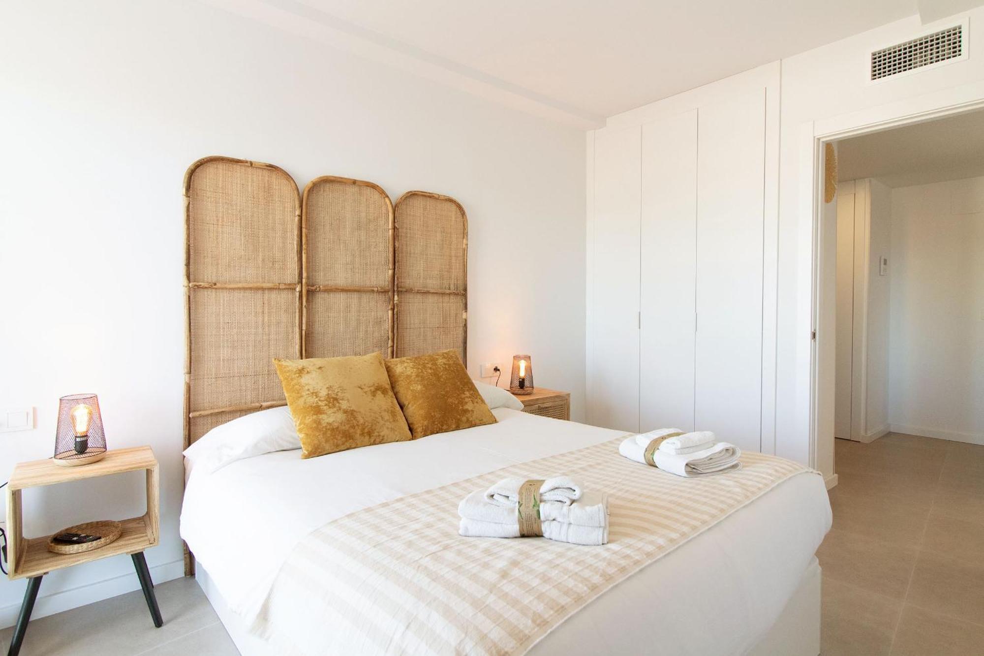 Global Properties, Apartamento Con Terraza Y Vistas Al Mar Y A La Montana Canet d'En Berenguer Екстер'єр фото